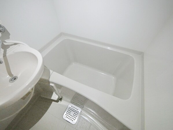 ジュネスIの物件内観写真